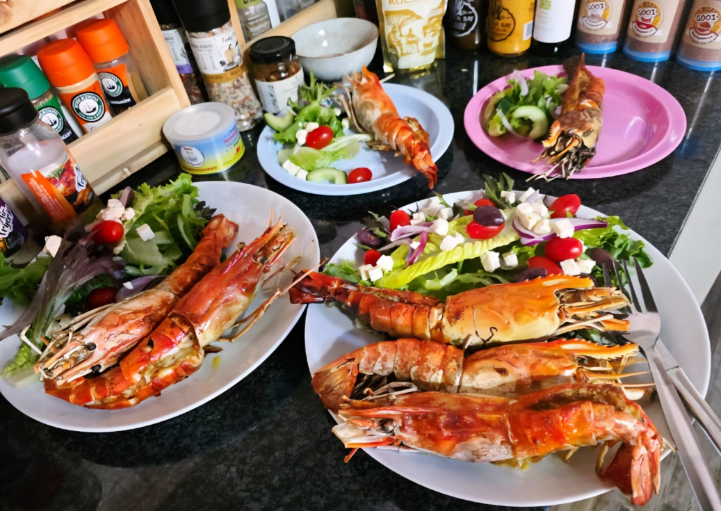 GIANT Mozambique Prawns - biggest you can get!! (sold out, sorry)